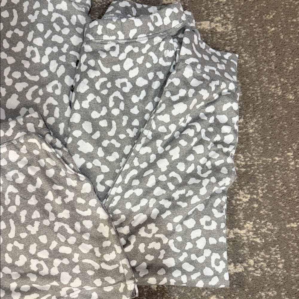 32 Degrees Gray and White Leopard Pajama Set - Picture 3 of 5